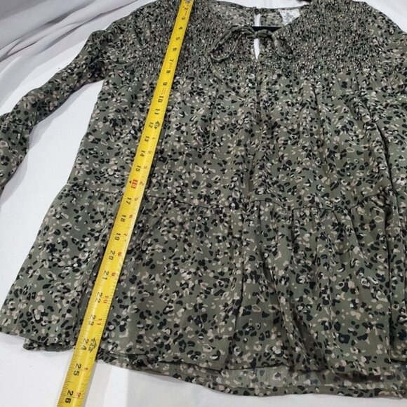 Sadie and Sage Boho Chic Longsleeve Floral Blouse - Picture 10 of 11